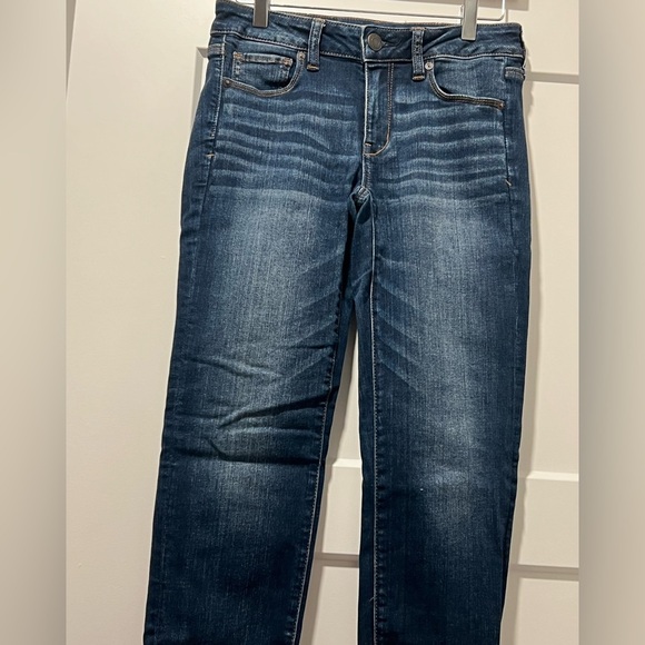 American Eagle Blue Cropped Ankle Jeans - Picture 2 of 5